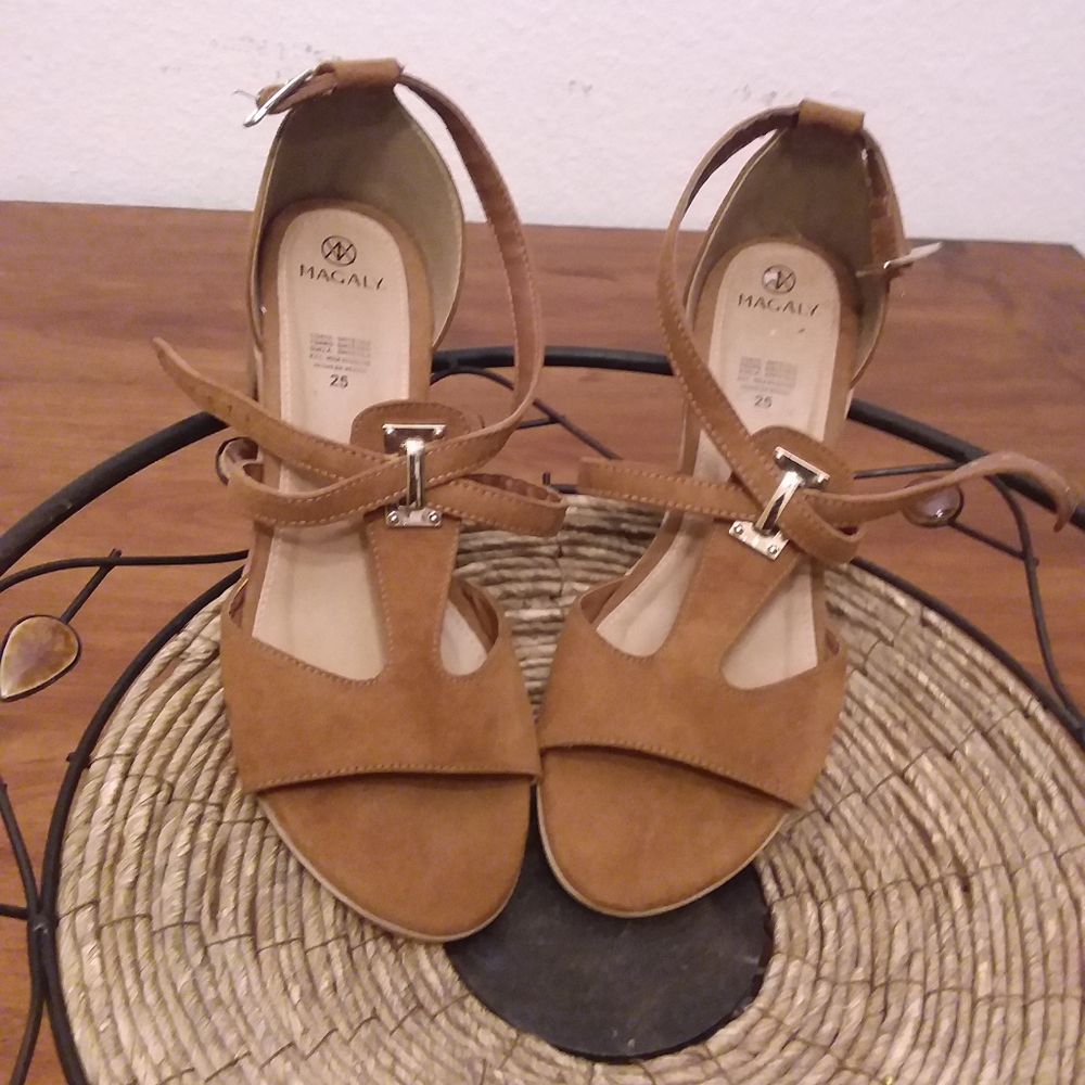 Magaly sandals - Picture 8 of 8